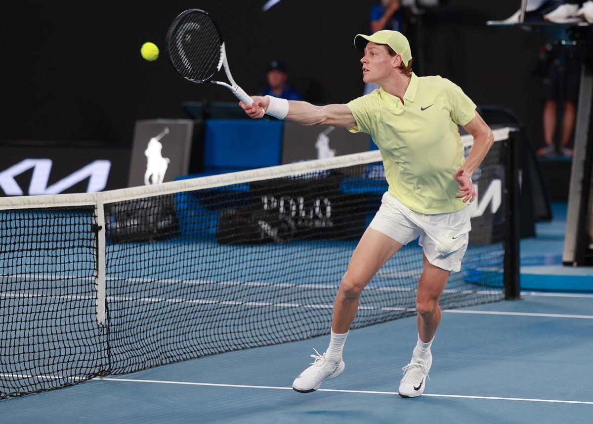 Jannik Sinner, campion la Australian Open pentru a doua oară consecutiv » Alexander Zverev n-a avut nicio șansă