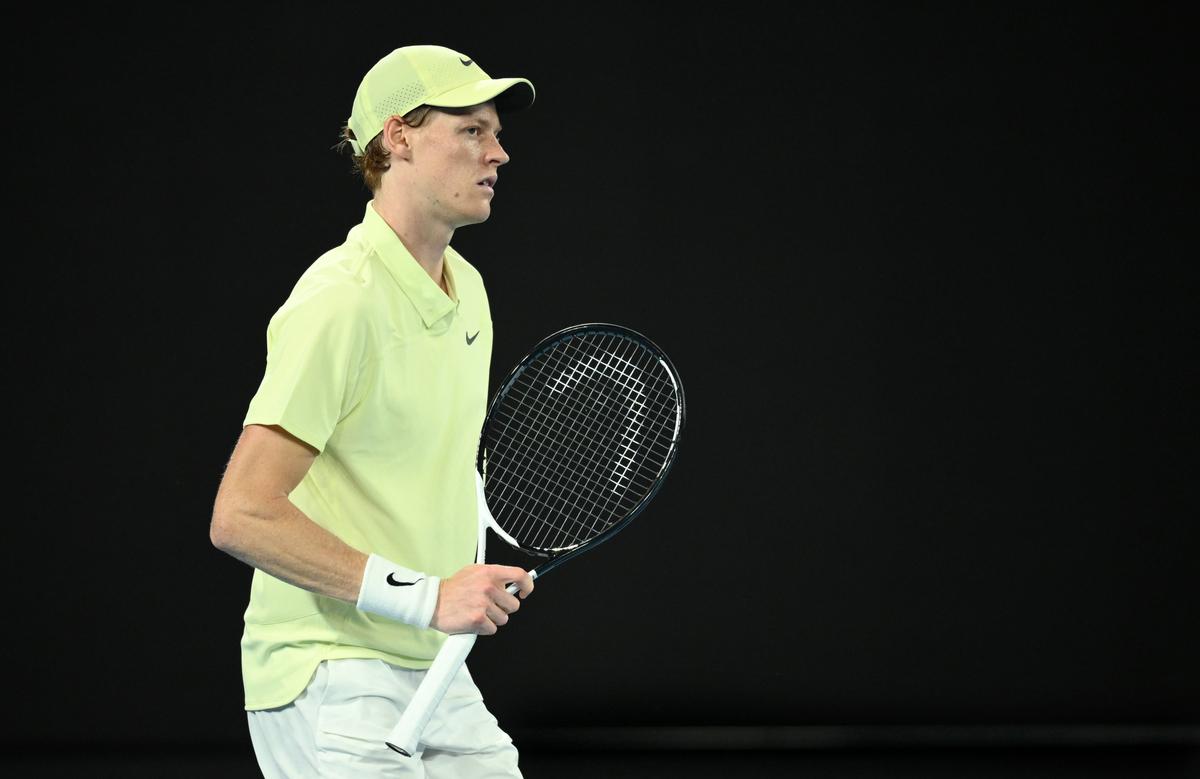Jannik Sinner, campion la Australian Open pentru a doua oară consecutiv » Alexander Zverev n-a avut nicio șansă