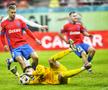 Mihai Popa vs Daniel Bîrligea, în FCSB - CFR Cluj, 25 ianuarie 2026. Foto: Cristi Preda (GSP)