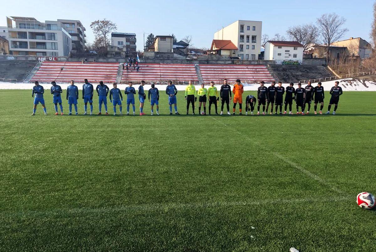 Transformare totală! Se joacă fotbal pe „Velodromul Dinamo” » „Groapa de gunoi și cioburi” și-a schimbat complet utilitatea și poate găzdui meciuri