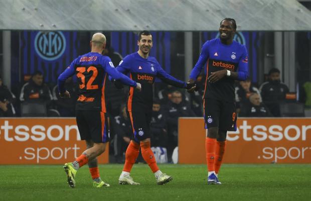 Despărțire surprinzătoare: Inter așteaptă oferte » Ce jucător important ar putea pierde Cristi Chivu în vară!