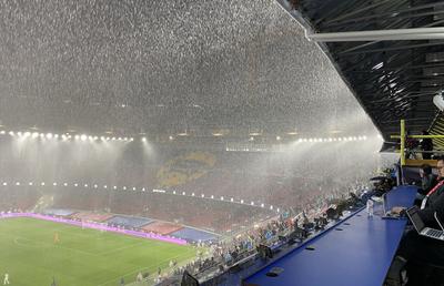 Imagini rușinoase de la Barcelona » Un miliard și jumătate de euro pentru un „stadion-cascadă”