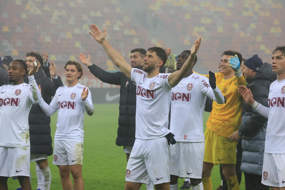 „Plecarea lui Charalambous nu e o soluție” » Fostul antrenor de la FCSB crede în calificarea roș-albaștrilor în play-off: „Pot câștiga toate meciurile”