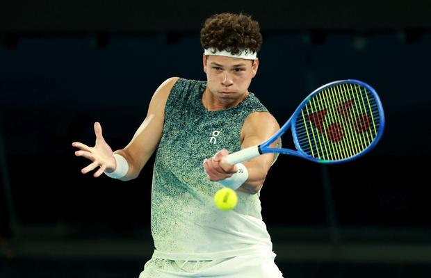 Ben Shelton, ultimul jucător calificat în „sferturi” la Australian Open » Cum arată tabloul competiției masculine și celei feminine