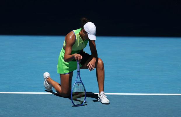 Campioana din 2025 de la Australian Open a fost eliminată în „optimi” de buna ei prietenă: „Va trebui să mănânce o plăcintă cu mere și cu brânză cheddar”