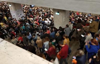 RAPID - TURRIS 0-0 // Fanii giuleștenilor, gest ȘOCANT la metrou! Au umilit un tânăr asiatic, pe care-l considerau purtător de coronavirus