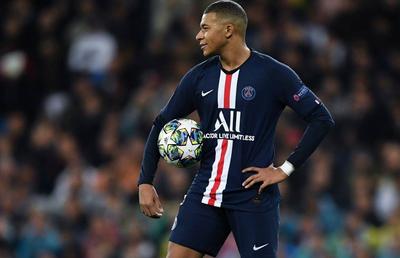 Mbappe nu a uitat prima întâlnire cu Zidane: „Ar trebui să mă descalț?”