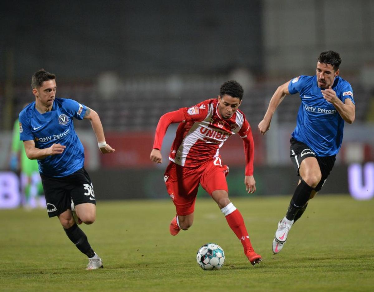 EXCLUSIV Mircea Lucescu, director la Dinamo: „Își dăduse acordul” » Planurile concrete prin care Nicolae Badea încearcă să salveze clubul