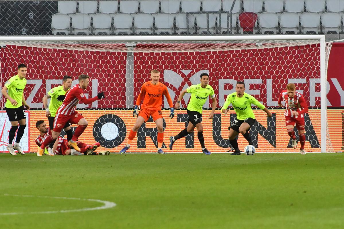 Sepsi - CFR Cluj 0-2 » Camora și Debeljuh aduc victoria care o distanţează pe campioană la 11 puncte de FCSB