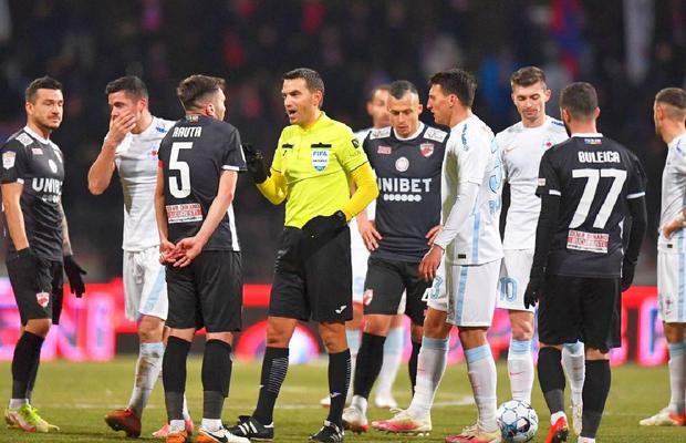 A încercat LPF cenzurarea comentariilor negative la meciurile din Liga 1? „Vrem să creștem produsul, nu trebuie să-l călcăm în picioare”
