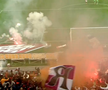 Zeci de torțe și petarde în careul lui Dinamo: un jucător ars pe picior! Kovacs a oprit derby-ul