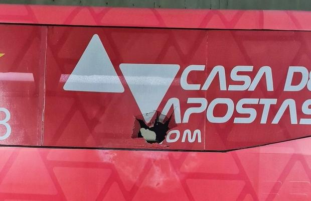 Momente terifiante în Brazilia » O bombă a explodat în autocarul unei echipe de fotbal chiar înainte de meci