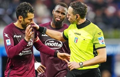 Cercetătorii din Anglia susțin că arbitrii italieni sunt rasiști și pedepsesc mai drastic jucătorii de culoare
