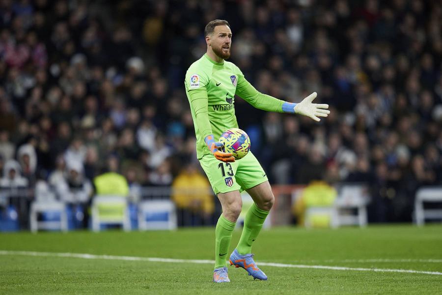 Horațiu Moldovan ar lupta cu Jan Oblak (foto) pentru postul de titular la Atletico Madrid Acord Horațiu Moldovan - Atletico Madrid! Cifrele colosale ale contractului