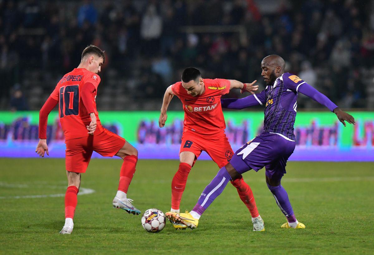 FCSB se impune la Pitești și revine pe podiumul SuperLigii » Clasamentul ACUM