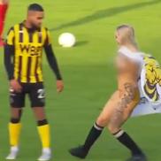 Invadator dezbrăcat la Rijnsburgse Boys și AFC,