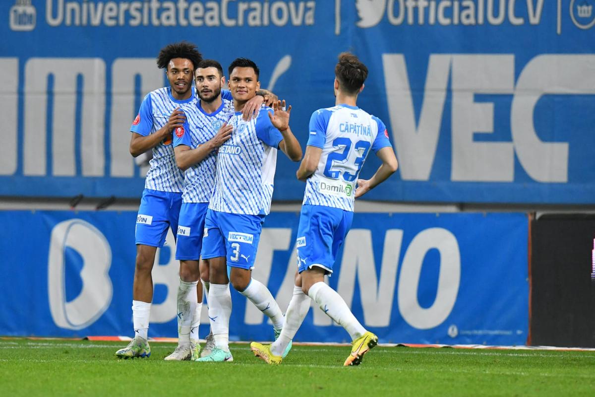 Universitatea Craiova o învinge pe FC Voluntari, într-un meci haotic: Bancu și „centralul” Cojocaru s-au întrecut în gafe! Penalty-nepenalty la ultima fază » Clasamentul ACUM