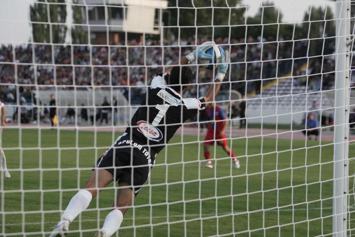 FC Argeș - Steaua 0-1, sezonul 2006 -2007, greșeală Cristi Balaj