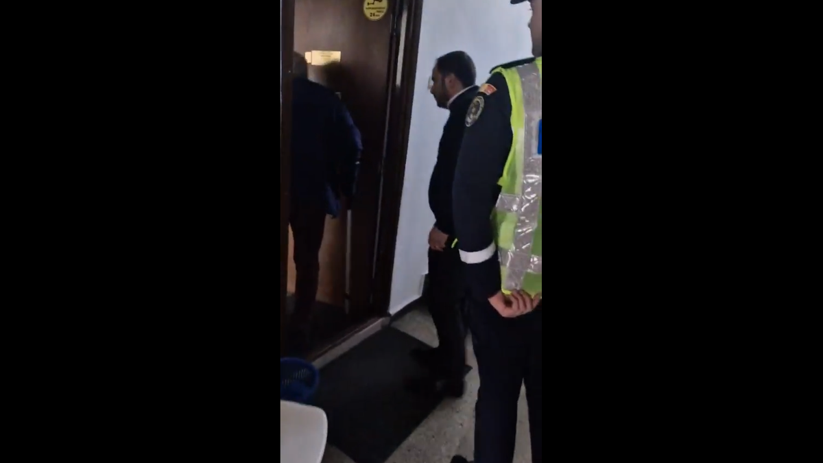Momentul în care Călin Georgescu a fost adus la audieri