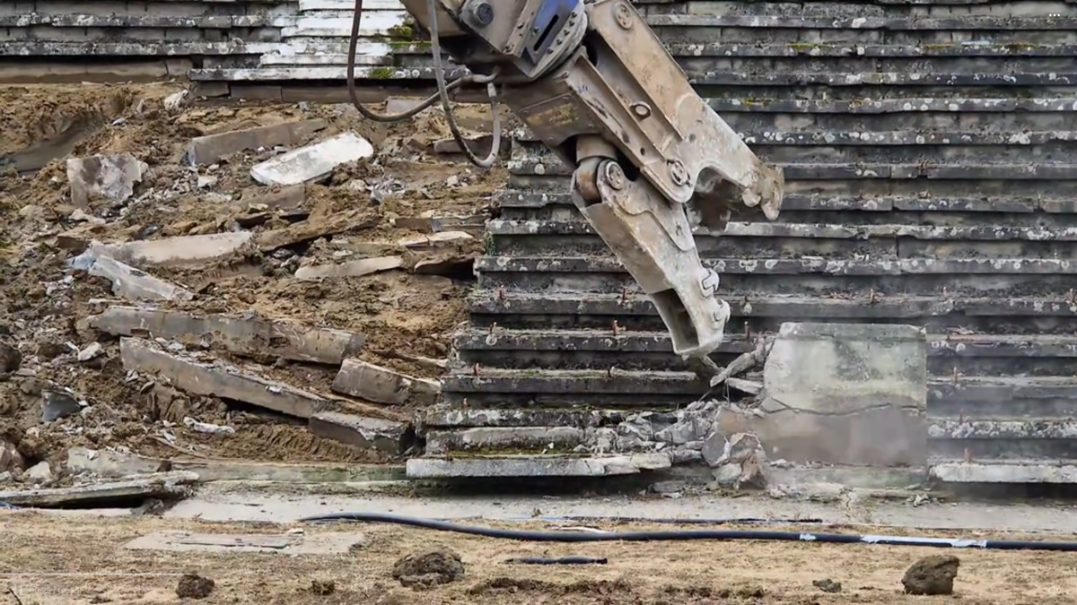 A început demolarea stadionului „Dan Păltinișanu”