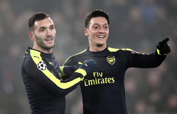 Mărturisire tulburătoare a fostului fotbalist de la Arsenal » Părinții l-au abandonat într-un orfelinat, iar acum îi cer bani