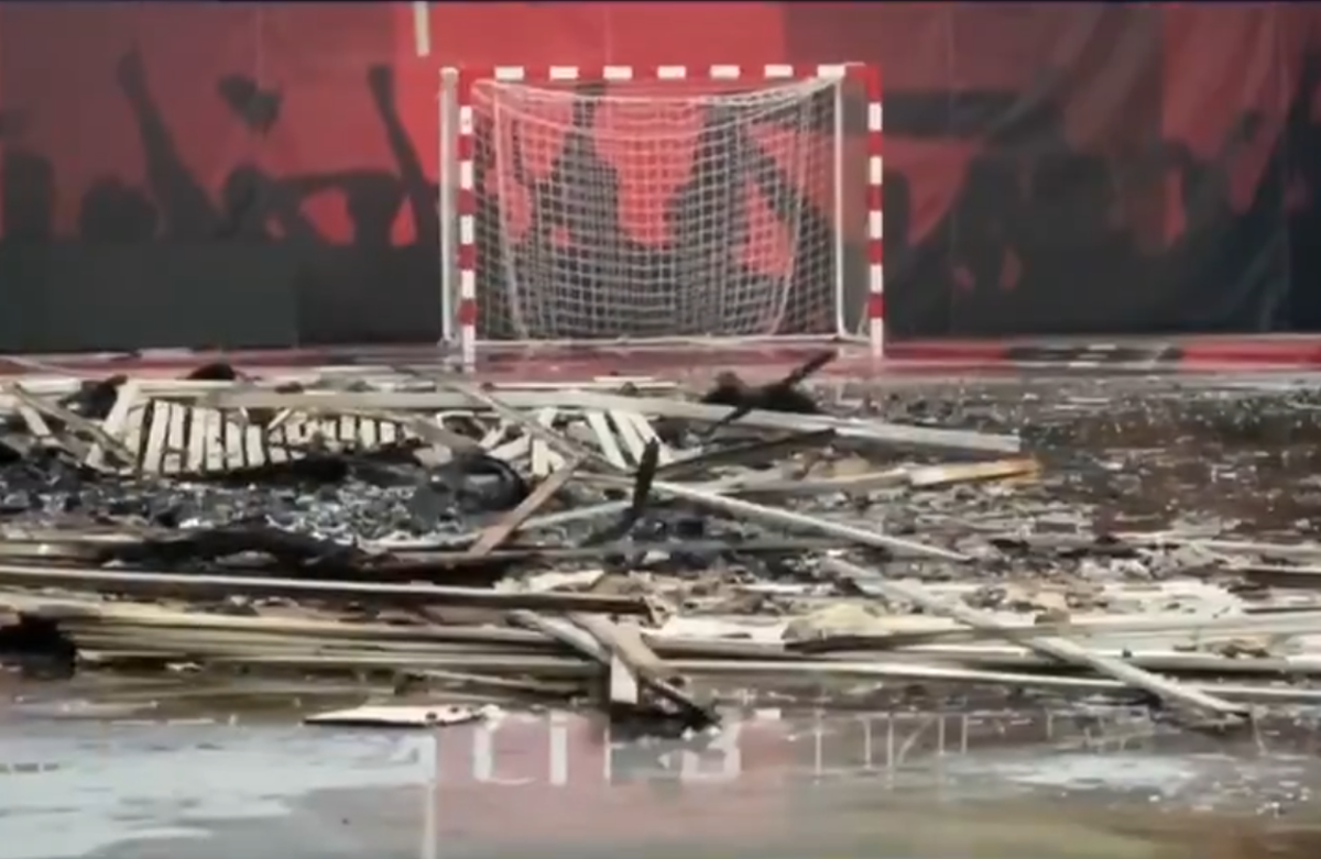 Sala legendarei echipe de handbal a luat foc: „Suntem în stare de șoc. Totul e distrus!” » Imaginile dezastrului