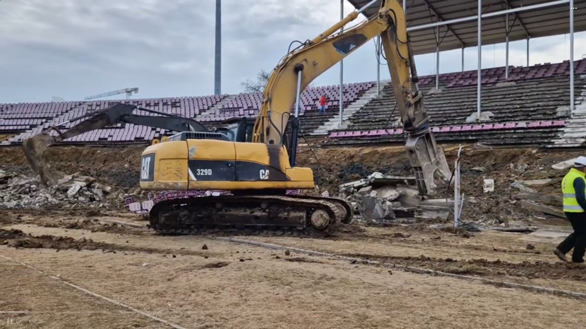 A început demolarea stadionului „Dan Păltinișanu”