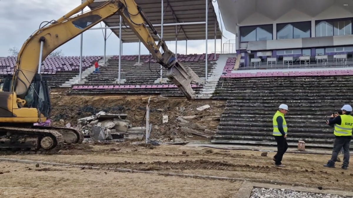 A început demolarea stadionului „Dan Păltinișanu”