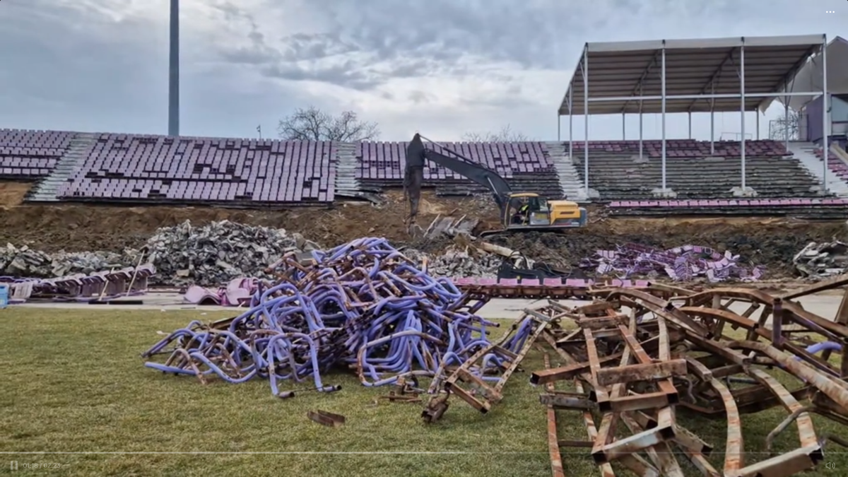 A început demolarea stadionului „Dan Păltinișanu”