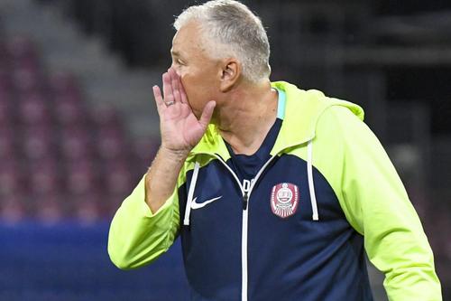 Dan Petrescu, acum antrenorul celor de la CFR Cluj