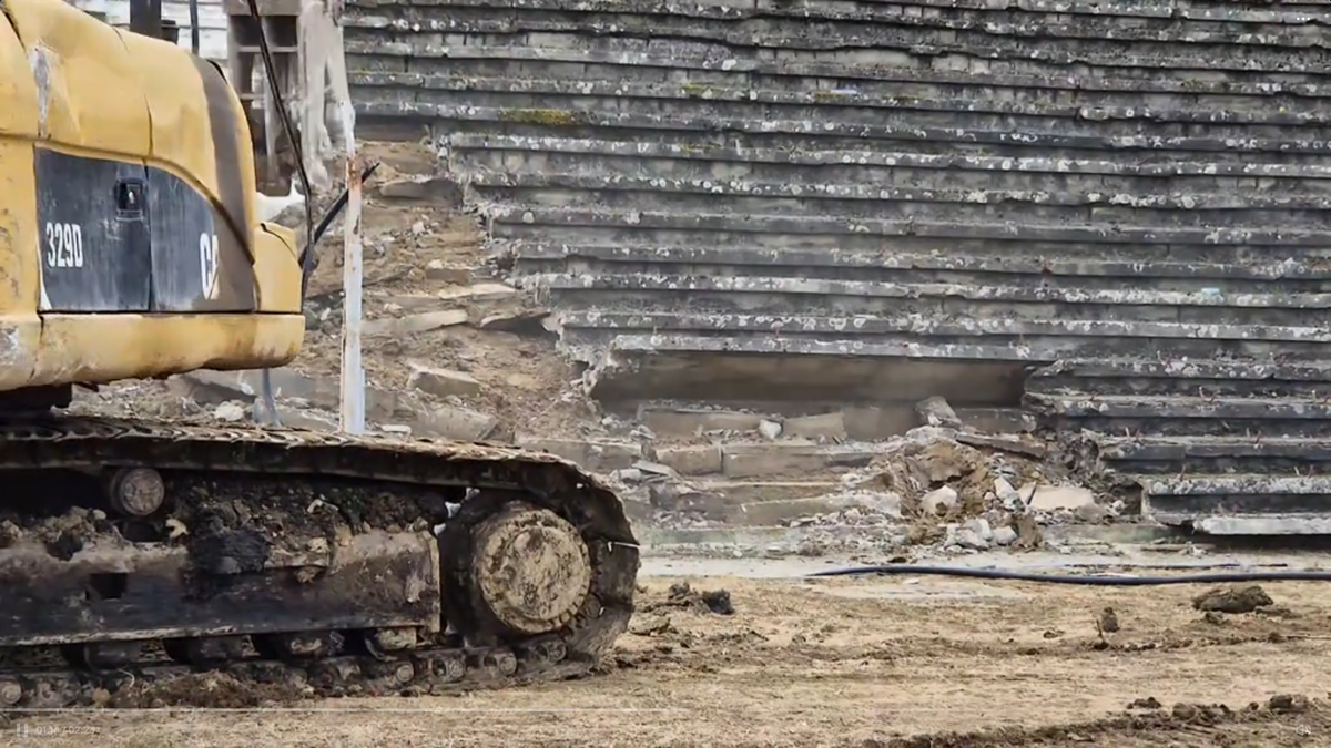 A început demolarea stadionului „Dan Păltinișanu”