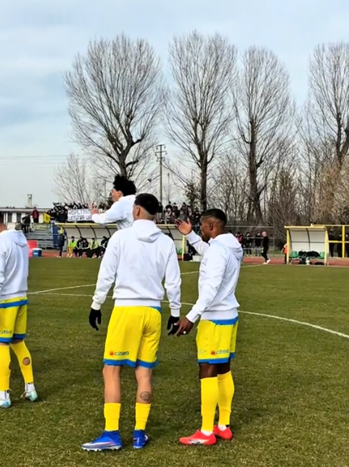 De la Bayern și Juventus, în Serie D! Douglas Costa a evoluat pe un stadion de 750 de locuri