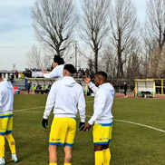 Douglas Costa a evoluat pe un stadion de 750 de locuri // Capturi FOTO: Tiktok @mundialitopodcast