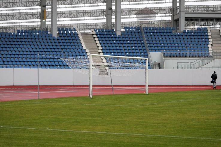 Stadionul din Târgu Jiu în februarie 2026. Imagini surprinse în interiorul și în exteriorul arenei de 12.000 de locuri / FOTO: Andrei Furnigă (GSP)