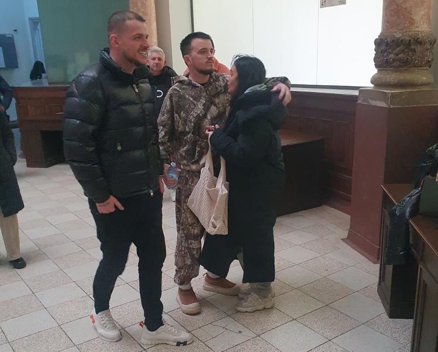 Alexandru Cristescu (stânga) și Claudiu Blaga sunt oamenii care au pus la cale întreaga escrocherie din vestiarul Păuleștiului. Foto: Justin Gafiuc (GSP) Detalii incredibile din „dosarul Păulești” » Câți bani a mizat și a câștigat Gabi Matei pe o cotă 100: „Era combinația lor preferată”