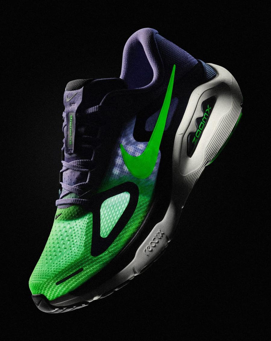 Nike lansează noul model de pantof de alergare Structure Plus: o revoluție a stabilității și a confortului suprem