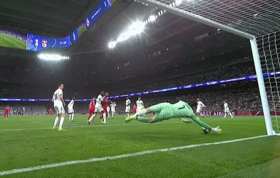 Parada lui Courtois cu Benfica Courtois, înainte de tragerea la sorți: „Toată lumea știe deja cu cine vom juca”
