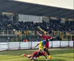 Douglas Costa a evoluat pe un stadion de 750 de locuri // Capturi FOTO: Tiktok @mundialitopodcast