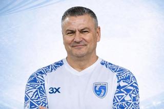 Ilie Stan al nostru? Antrenorul român a fost prezentat la noul club cu o poză buclucașă
