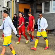 Douglas Costa a evoluat pe un stadion de 750 de locuri // Capturi FOTO: Tiktok @mundialitopodcast