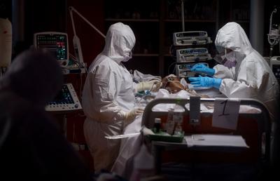 Câte cadre medicale din România sunt infectate cu COVID-19 și repartiția lor pe județe