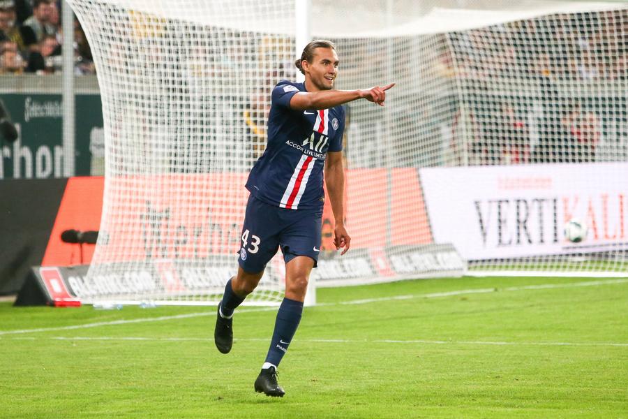 Virgiliu Postolachi a evoluat în perioada 2013-2017 la academia lui Paris Saint-Germain FOTO Imago Echipa națională a pierdut un internațional crescut de Paris Saint-Germain