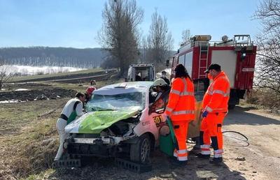 Accident grav la Raliul Brașovului » Copilotul, dus la spital cu elicopterul SMURD