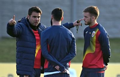 Adrian Mutu pregătește atent înfruntarea cu Ungaria U21 » A băgat 4 jucători în ședință