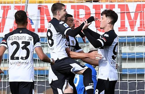 Platforma de streaming sportiv DAZN va transmite Serie A în perioada 2021-2024, plătind 2,5 miliarde de euro. Foto: Imago