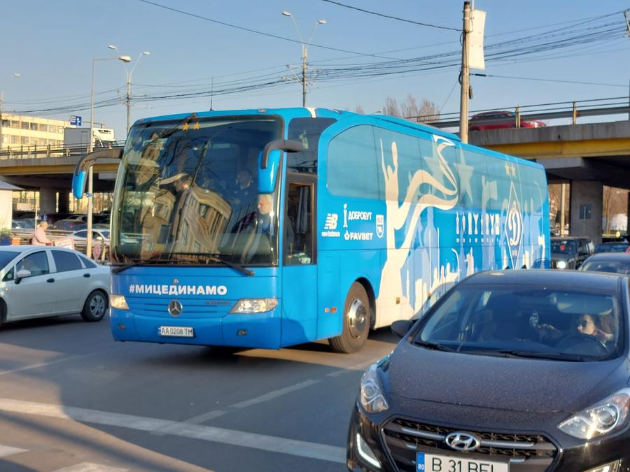 Ziua pe care Giuleștiul nu o va uita niciodată » Rapid câștigă și meciul seniorilor, iar stadionul e gata pentru Liga 1!