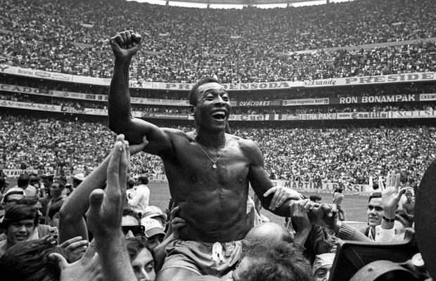 Episodul 1: Brazilia - România 3-2, CM 1970 » Liță Dumitru, Cornel Dinu și Lajos Sătmăreanu comentează concluziile radiografiei InStat + amintiri unice cu Pele: „Am un regret mare, m-a urmărit 52 de ani”