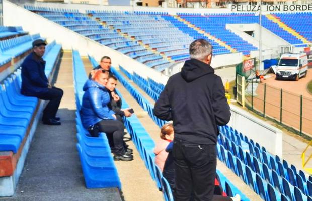 Scene incredibile la amicalul Botoșani - Poli Iași » Croitoru l-a scos din sărite pe Iftime: „Poate mă dă și pe mine afară! Înjurau oamenii la poartă”