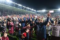 Ziua pe care Giuleștiul nu o va uita niciodată » Rapid câștigă și meciul seniorilor, iar stadionul e gata pentru Liga 1!