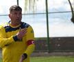 Antrenorul care l-a descoperit pe Budescu a făcut infarct de trei ori! „Dacă ești fotbalist, joci și printre căcăreze!”